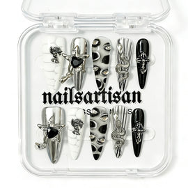 Leopard print nails 118