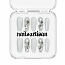Load image into Gallery viewer, Moonlight Nail 119